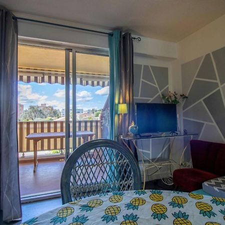 Cosy 35 M2 With Balcony In A Quiet Residence Fréjus Exterior foto